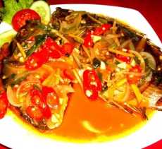 Pecak Ikan Mas goreng