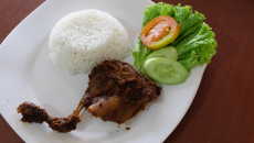 Bebek Goreng Cabe Ijo
