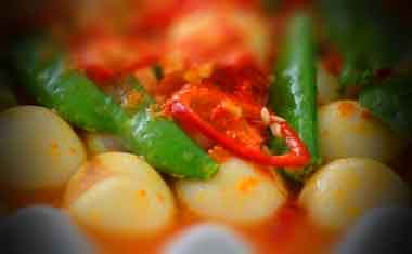 Telur Puyuh Bumbu Iris