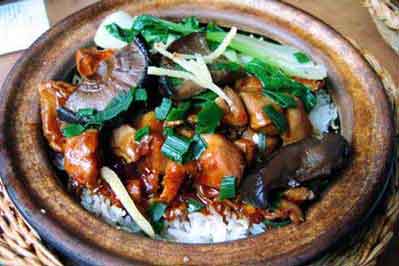 Ayam Claypot
