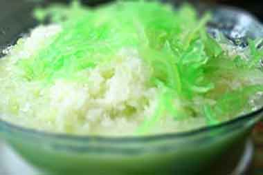 Es Kelapa Muda Rumput Laut